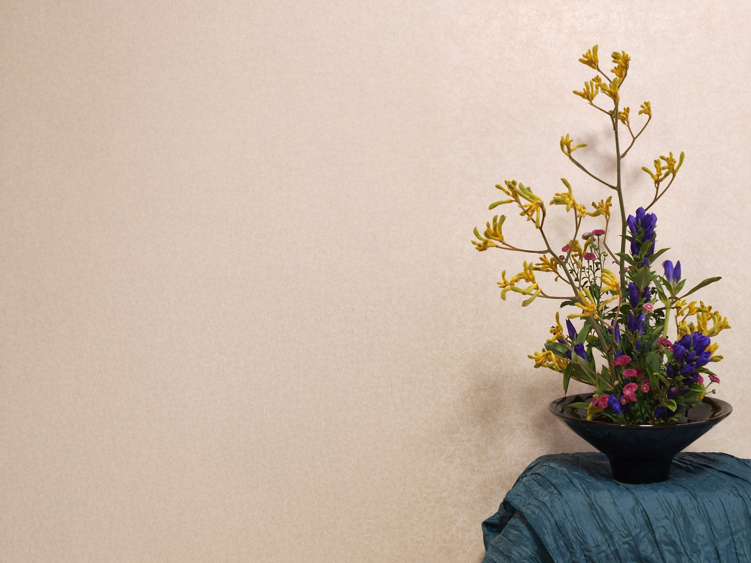 HanaYou ikebana class in Kyoto