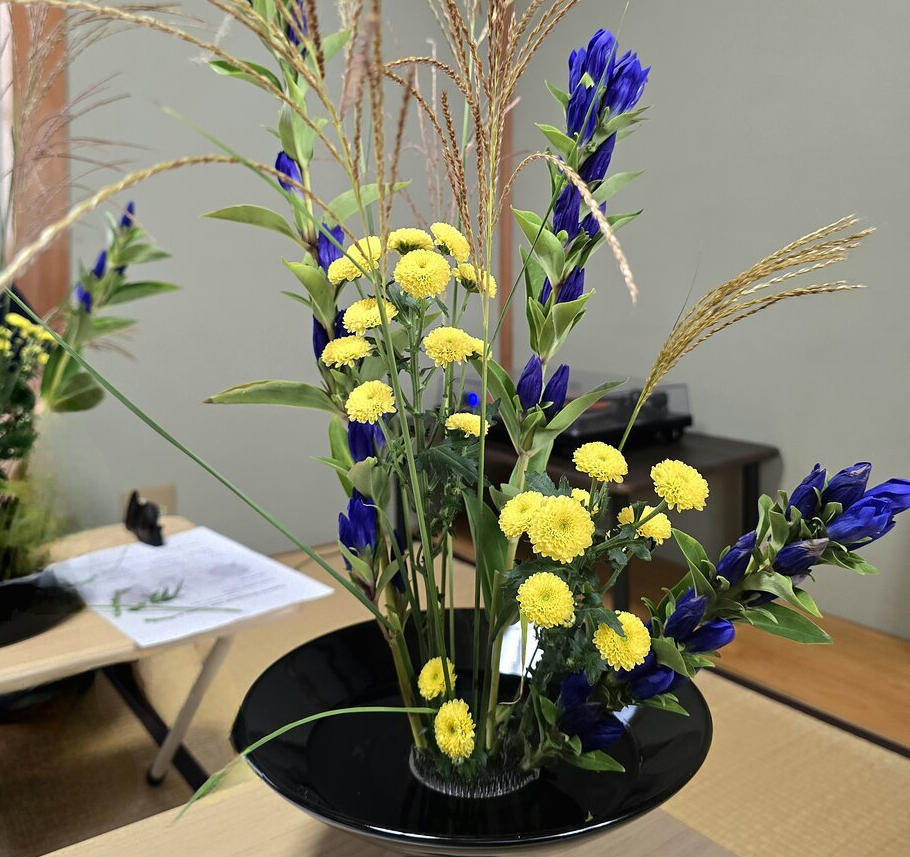 HanaYou ikebana class in Kyoto